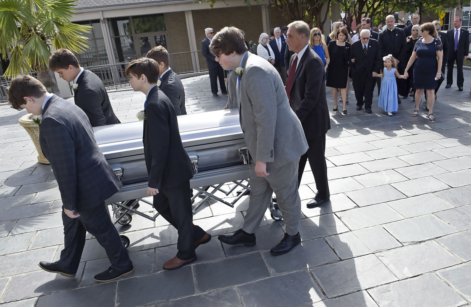 BR.funeral0165.082319 bf.jpg